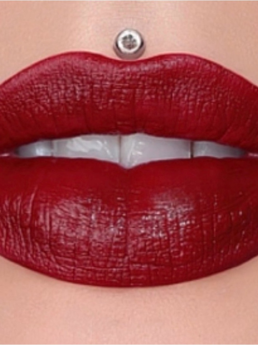 Jeffree Star Cosmetics Cut Throat Love New Velour Liquid Lipstick Beautiful Red - Picture 5 of 5